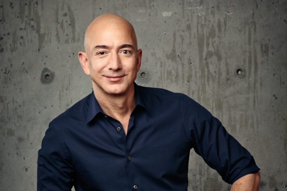 The Weekend Leader - Jeff Bezos sells over $3.1bn in Amazon shares